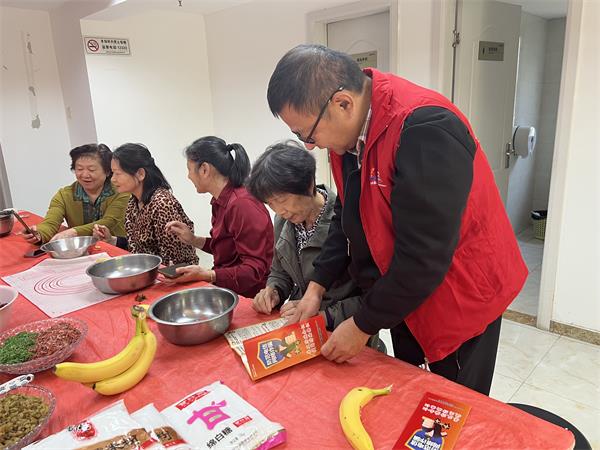 emc易倍：过年送礼的“学问”