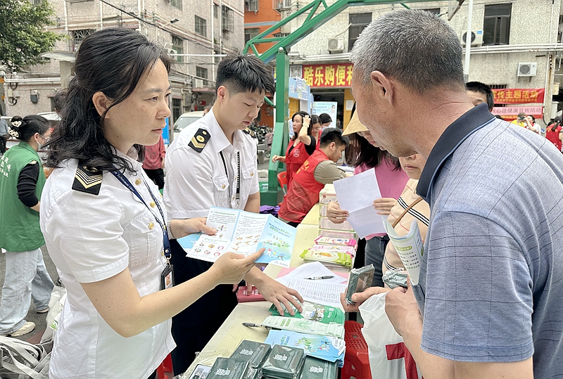 emc易倍：明天“肺”更好宣传义诊双管齐下 共同守护健康家园(图2)